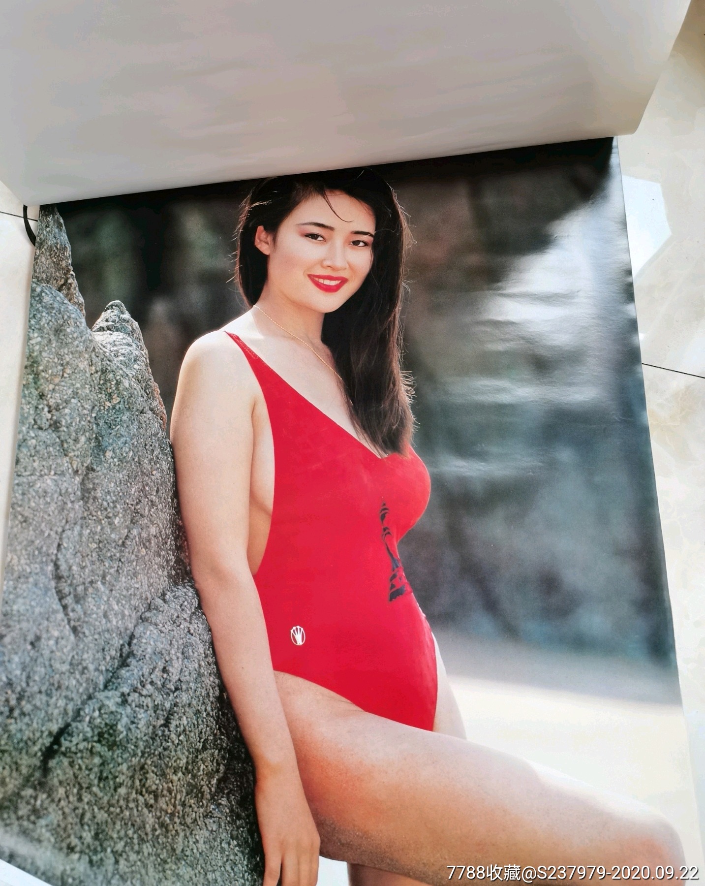 挂历泳装美女明星12月全