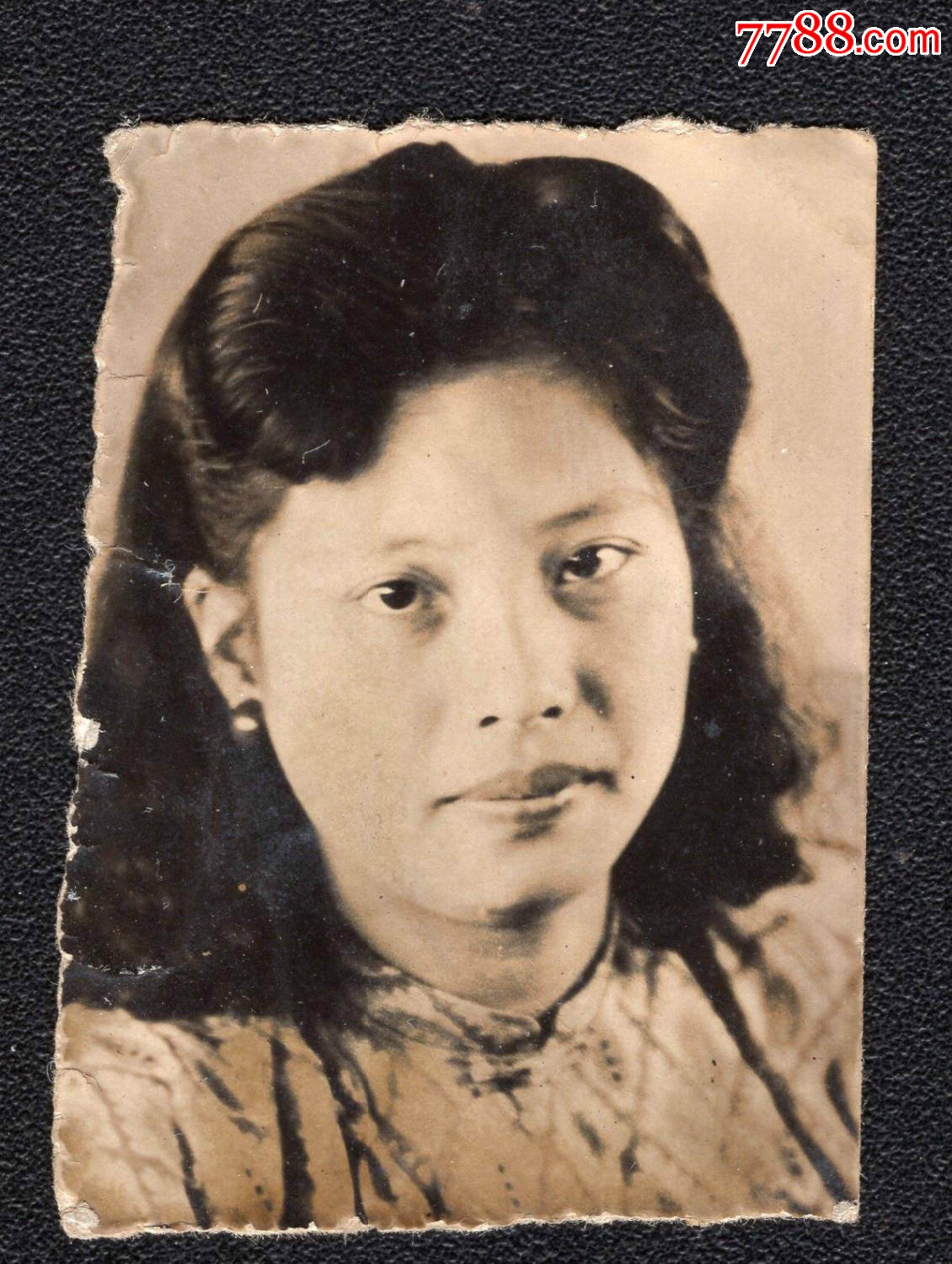 15张民国穿旗袍美女.老照片-----约10厘米*7厘米,4.5厘米*3厘米