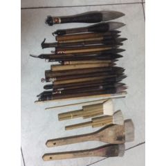 24只老毛笔(se71551711)_7788收藏__收藏热线